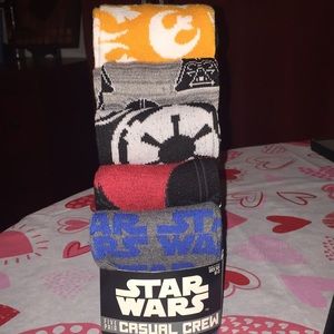 🐝🐝Brand new Star Wars men's casual crew 5 pair